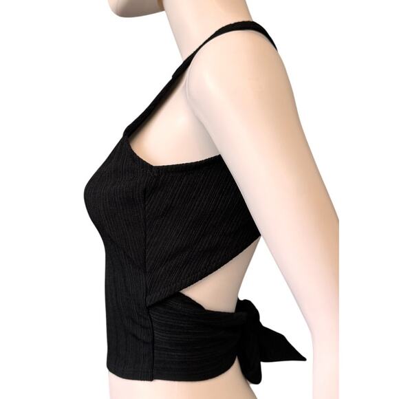 NEW LUSH NORDSTROM Women’s Black Tie Back Cris Cross Textured Tank Top Size XS - Picture 3 of 5